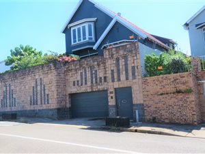 4 Bed House in Morningside
