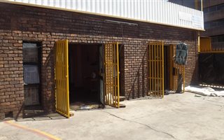 200 m² Industrial space in Pretoria North