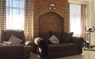 4 Bedroom House in Zwavelpoort