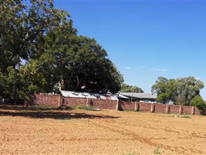 2.2 ha Farm in Hartswater