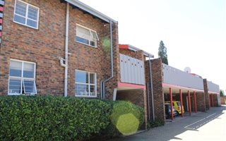 2 Bedroom Townhouse in Brackendowns