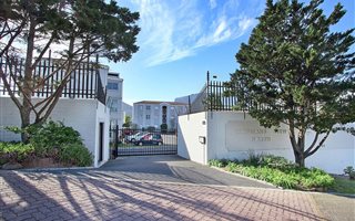 2 Bedroom Apartment in Hout Bay and surrounds