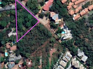 2465 m² Land available in Lynnwood Ridge
