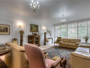 3 Bed Apartment in Riviera