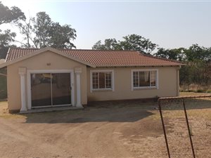 3 Bed House in Hyde Park