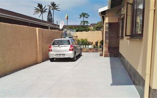 3 Bedroom House in Park Rynie