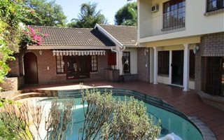 5 Bedroom House in Clarendon