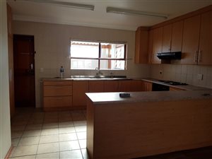 4 Bedroom House in Goodwood