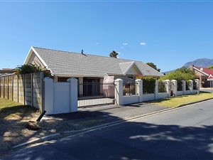 4 Bed House in Goedehoop