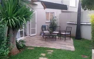 2 Bedroom Townhouse in Pierre van Ryneveld