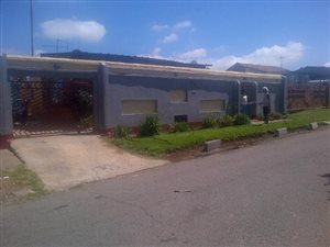 6 Bedroom House in Orlando East