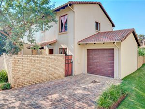 2 Bed Townhouse in Willowbrook