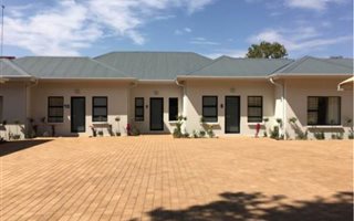 1 Bedroom House in Parkwood