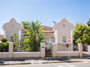 2 Bed House in Strand South