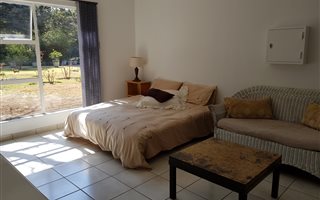 1 Bedroom Garden Cottage in Putfontein AH
