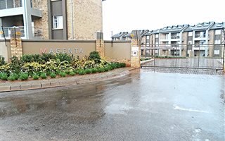 2 Bedroom Apartment in Glen Lauriston