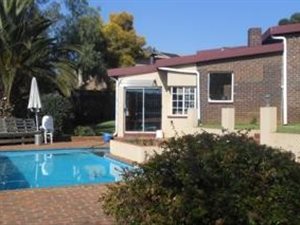 4 Bed House in Overkruin