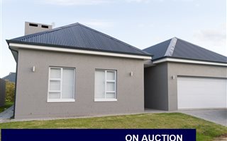 3 Bedroom House in Kraaibosch