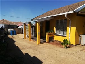 2 Bed House in Derdepoort