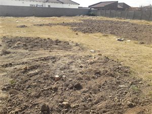 992 m² Land available in Jameson Park