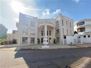 5 Bed House in Waterkloof