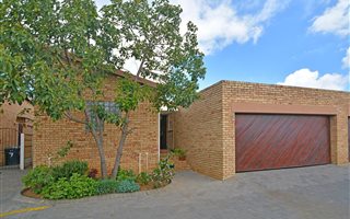 3 Bedroom Townhouse in Allens Nek