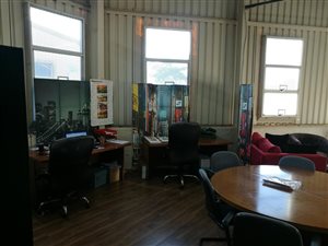 184 m² Commercial space in New Germany
