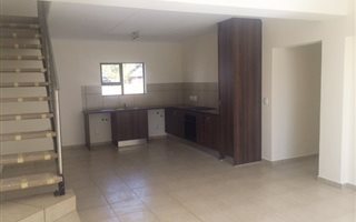 3 Bedroom Apartment in Barbeque Downs