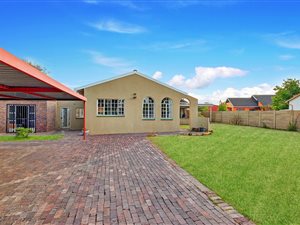 3 Bed House in Florida Lake