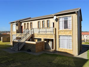 2 Bedroom Townhouse in Honeydew