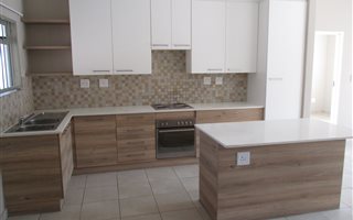 2 Bedroom Apartment in Montana Park