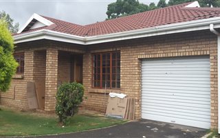 3 Bedroom Simplex in Pelham