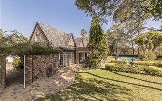 4 Bedroom House in Sandhurst