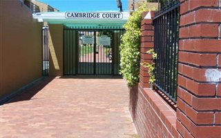 2 Bedroom Apartment in Milnerton Central