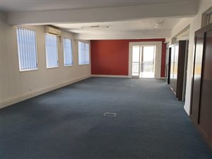 180 m² Commercial space in Tulisa Park
