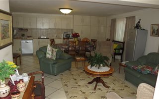 3 Bedroom Townhouse in Diaz Beach