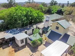 1 ha Farm in Kyalami AH