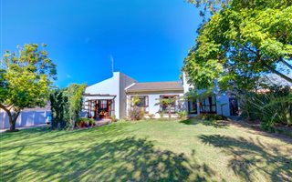 5 Bedroom House in Heather Park