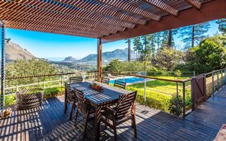 4 Bedroom House in Hout Bay and surrounds