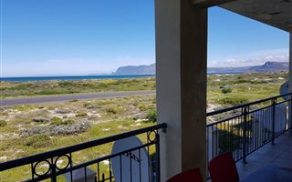 3 Bedroom Apartment in Muizenberg