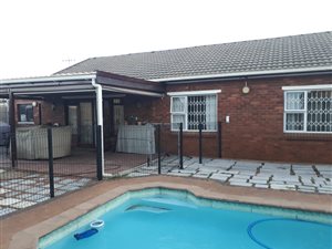 3 Bed House in Sanddrift