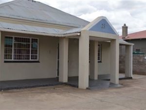 318 m² Commercial space in Queenstown Central