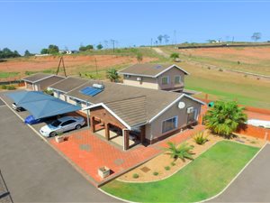 1171 m² Farm in Cliffdale