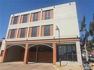 400 m² Office Space in Midstream Hill
