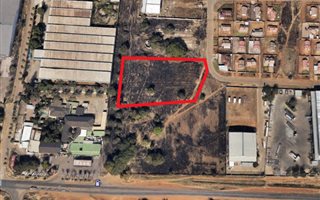 3885 m² Land available in Kirkney