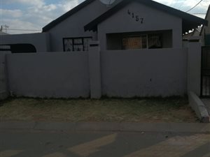 2 Bed House in Orange Farm