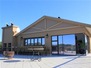 9 Bed House in Port Alfred