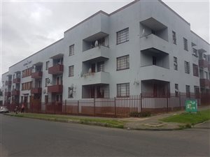 1 Bed Apartment in Rosettenville