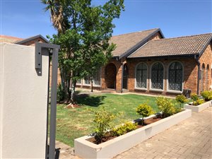 4 Bed House in Royldene