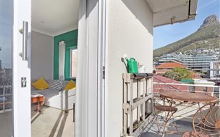2 Bedroom Apartment in Sea Point